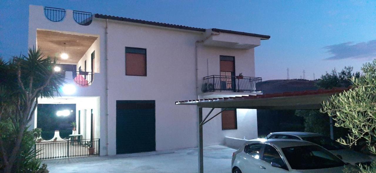 Relax natura Agrigento Bagian luar foto